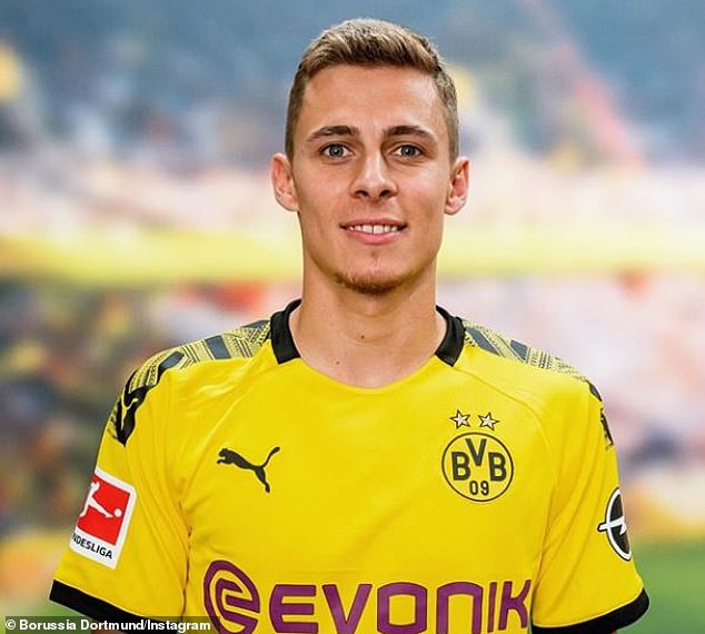 Hazard cycle complete as Chelsea turn down rumoured first option on ...