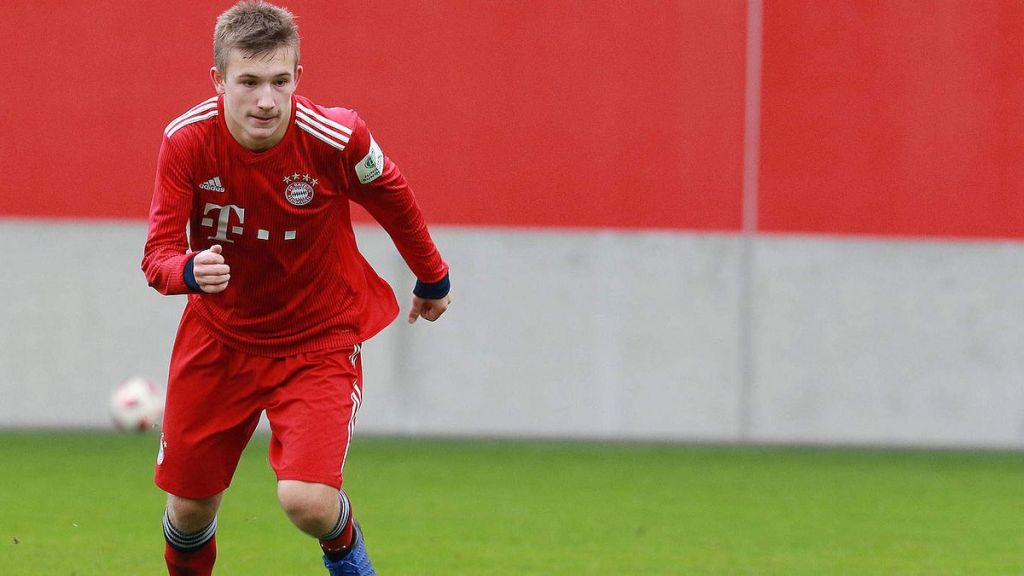 Chelsea interested in signing Bayern Munich prodigy Torben Rhein