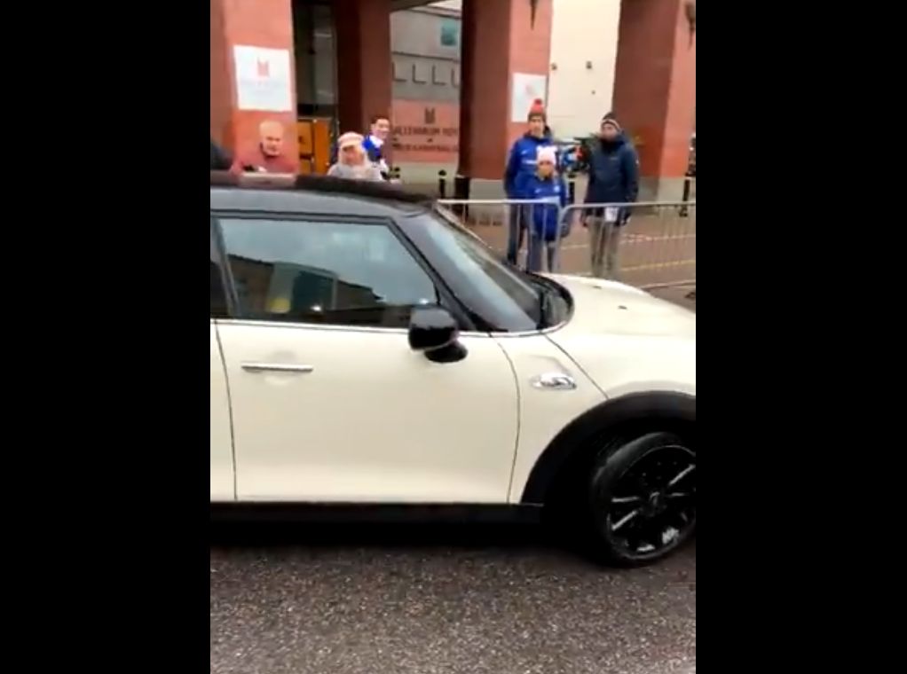 (Video): Kante arrives at Chelsea in his humble Mini | Chelsea News