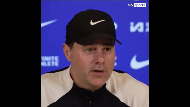 Mauricio Pochettino wears a hat.