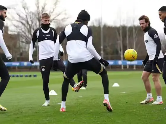 Chelsea in group team training.