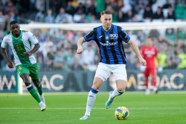 Teun Koopmeiners in action for his team Atalanta