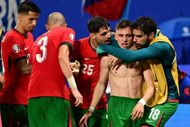 Francisco Conceição scores for Portugal