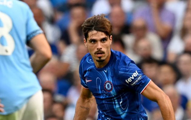 Pedro Neto playing for Chelsea on his debut.