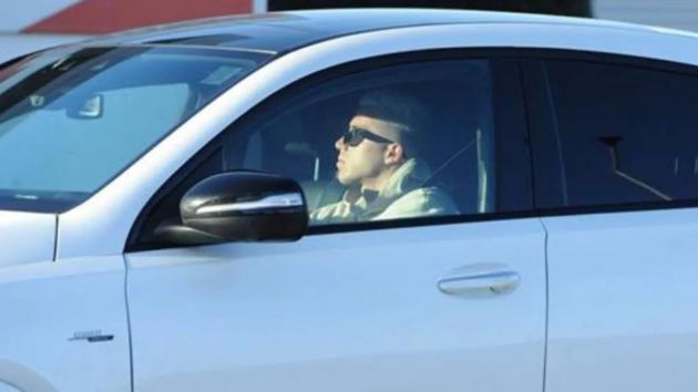 Enzo Fernandez driving his car.