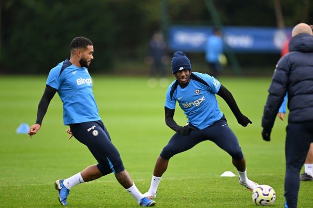 Noni Madueke and Reece James in training. (Photo by Darren Walsh/Chelsea FC)