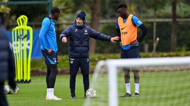 Tosin Adarabioyo, Benoit Badiashile, and Enzo Maresca in training