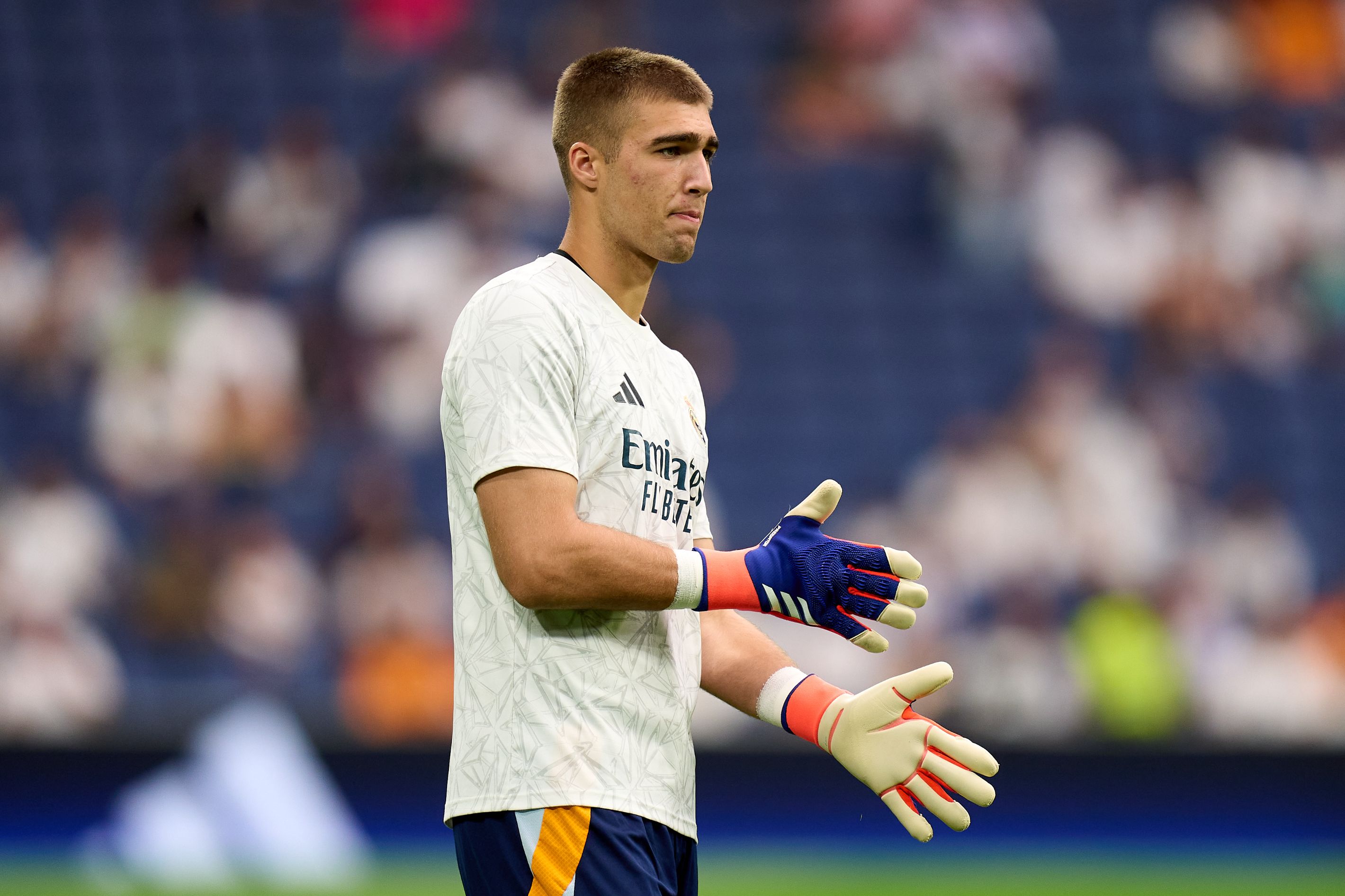 Fran Gonzalez of Real Madrid warming up. (Photo by Angel Martinez/Getty Images)