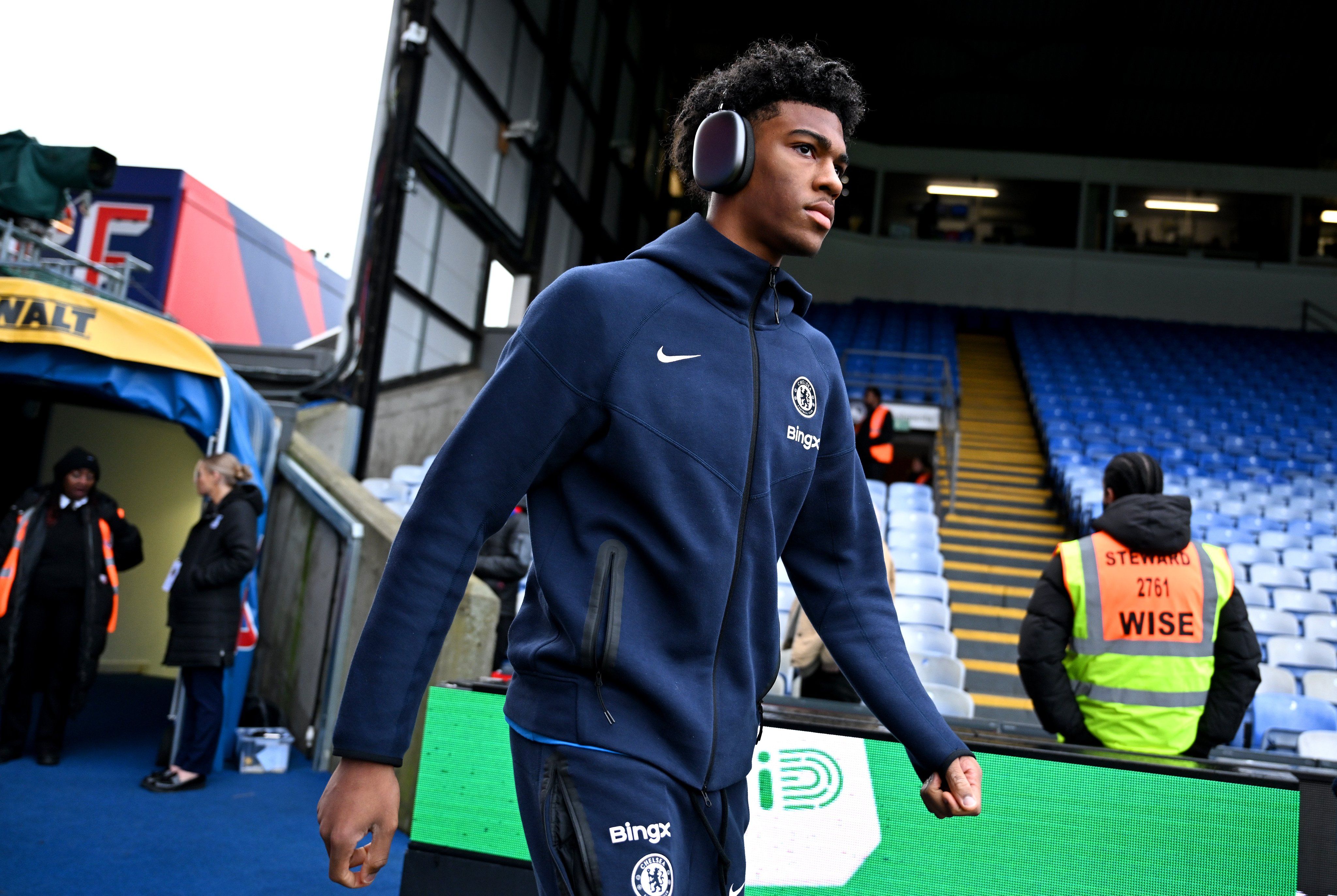 Josh Acheampong prepares for a full debut at Selhurst Park. (Photo by Darren Walsh/Chelsea FC)