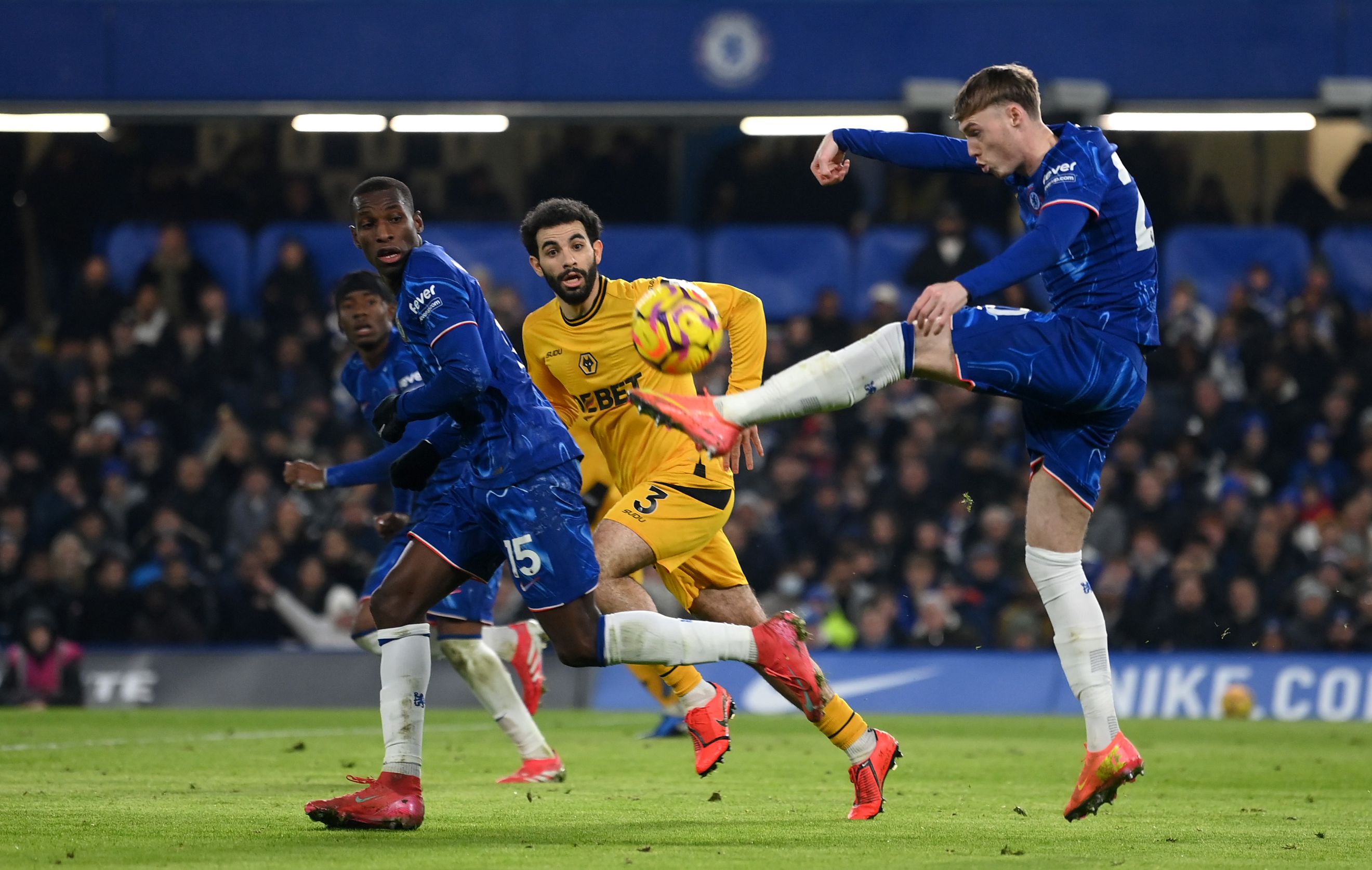 Cole Palmer in action for Chelsea against Wolves. (Photo by Mike Hewitt/Getty Images)