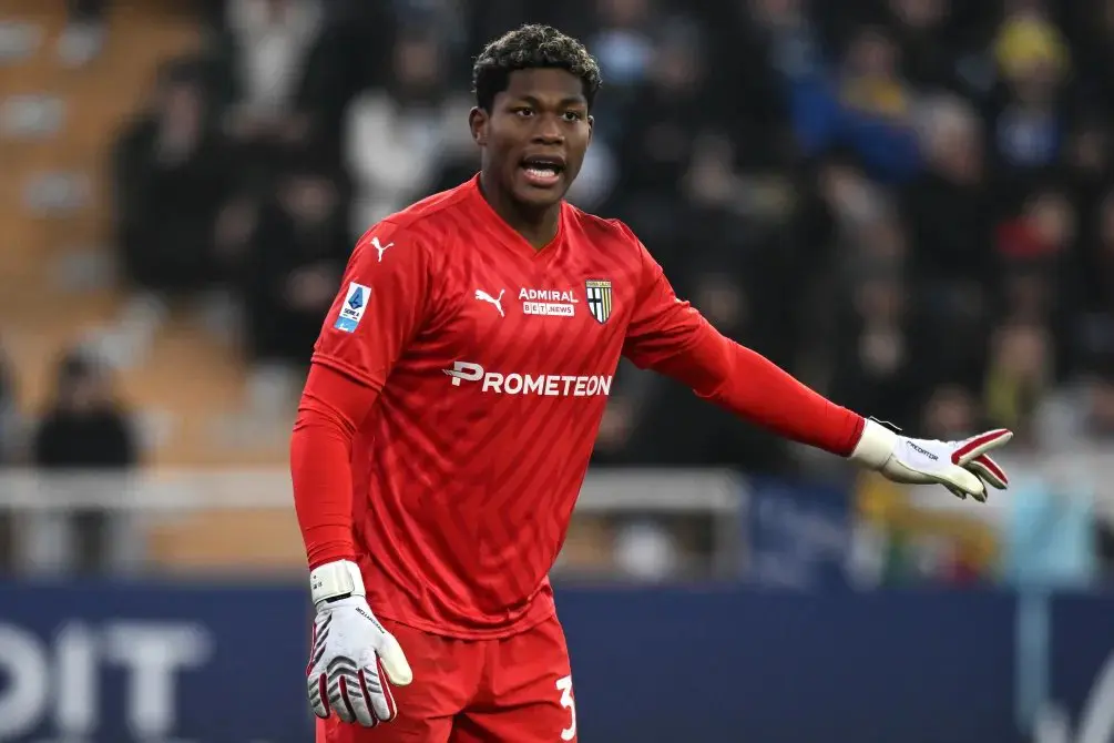 £40million rated Parma goalkeeper Zion Suzuk continues to be on Chelsea's radar 