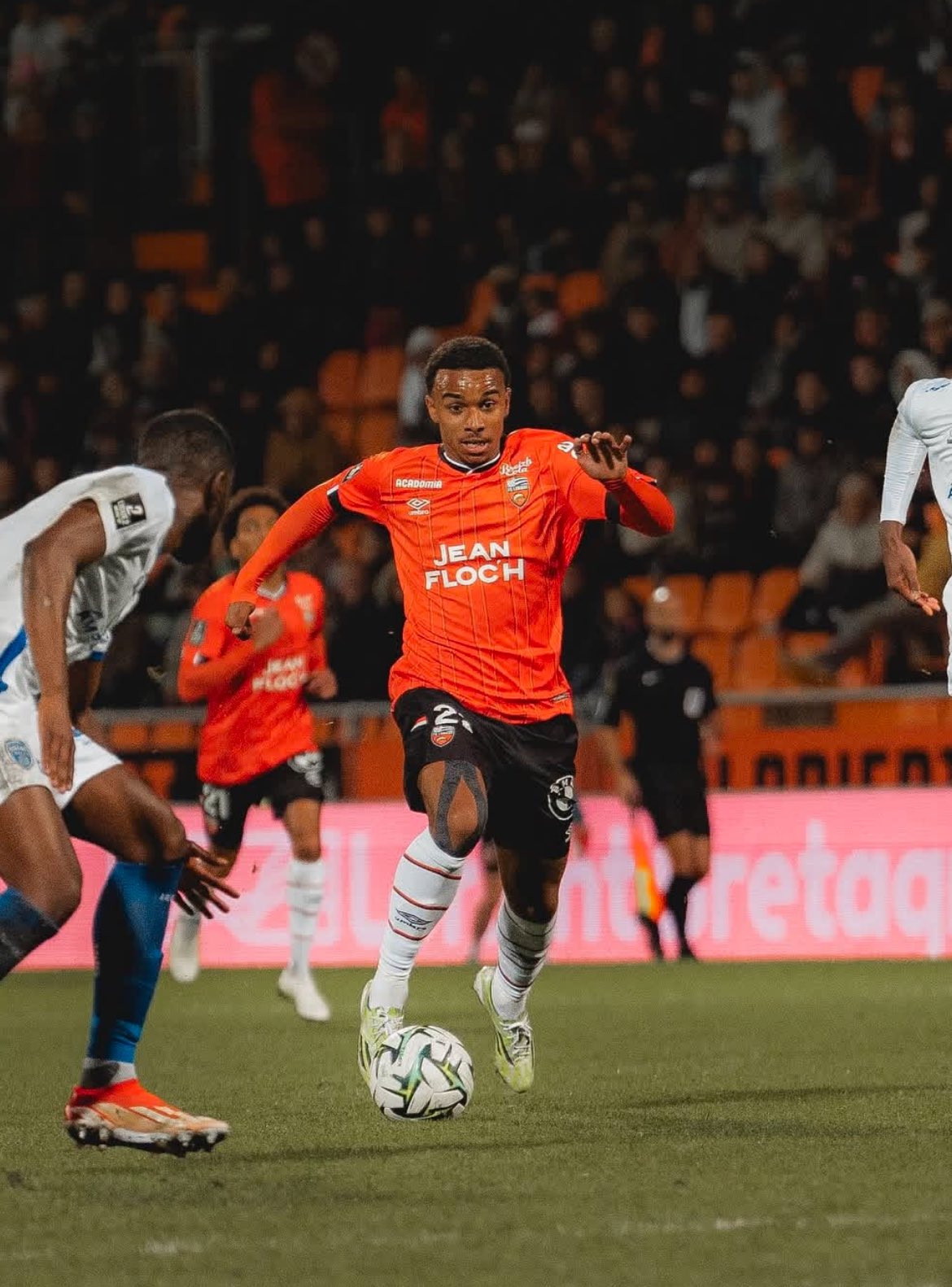 Eli Junior Kroupi in action for Lorient