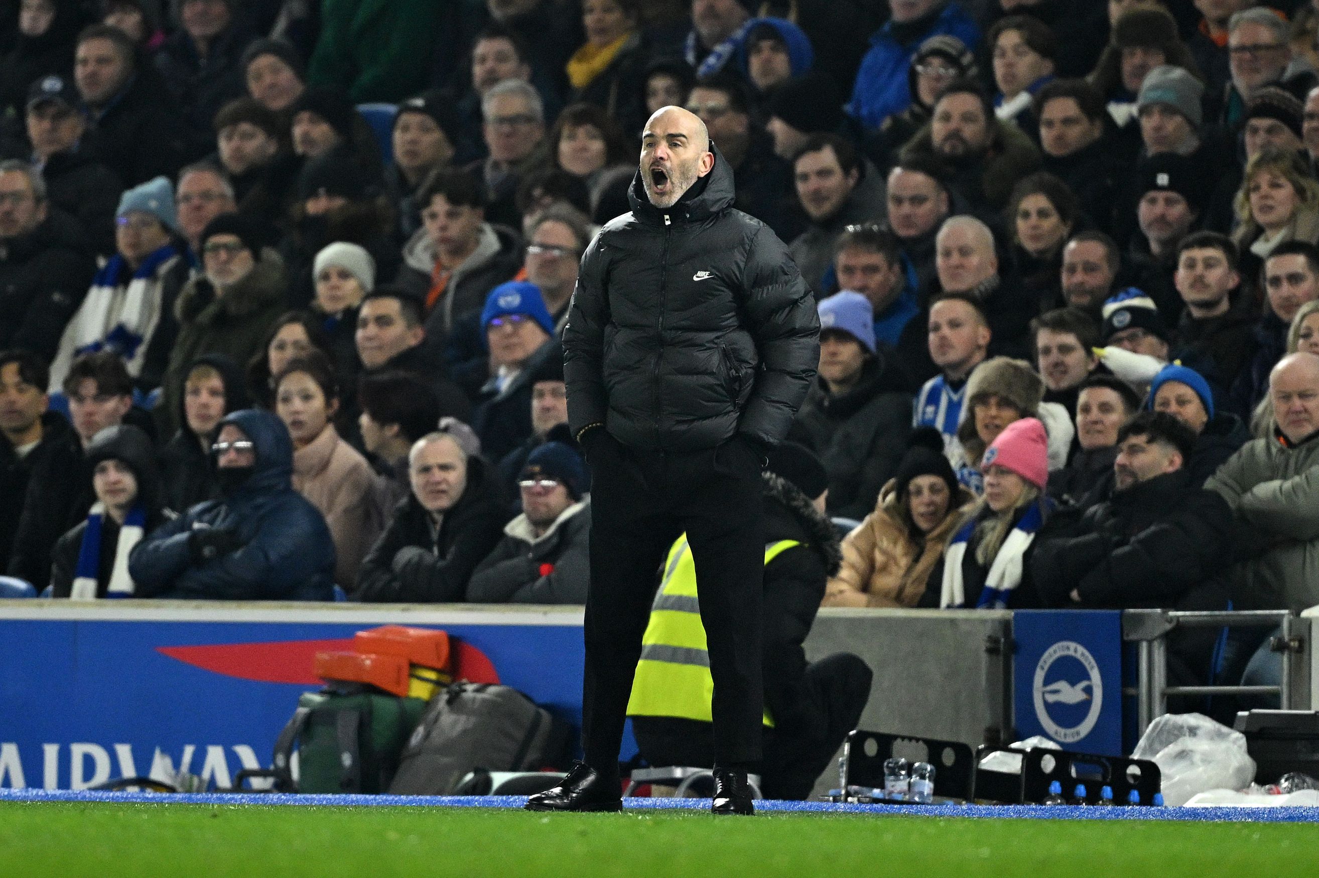 Enzo Maresca yells on the touchline.