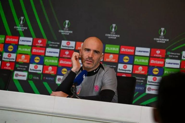 Chelsea decides to move two important targets after their Tuesday deadline agreements fall through.