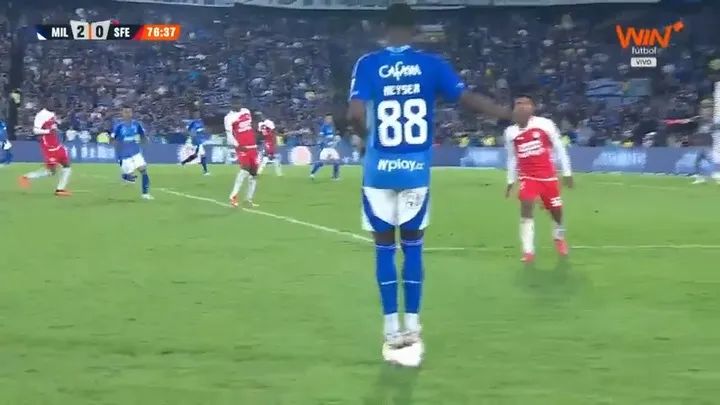 Neyser Villareal stands on the ball to provoke the opposition.