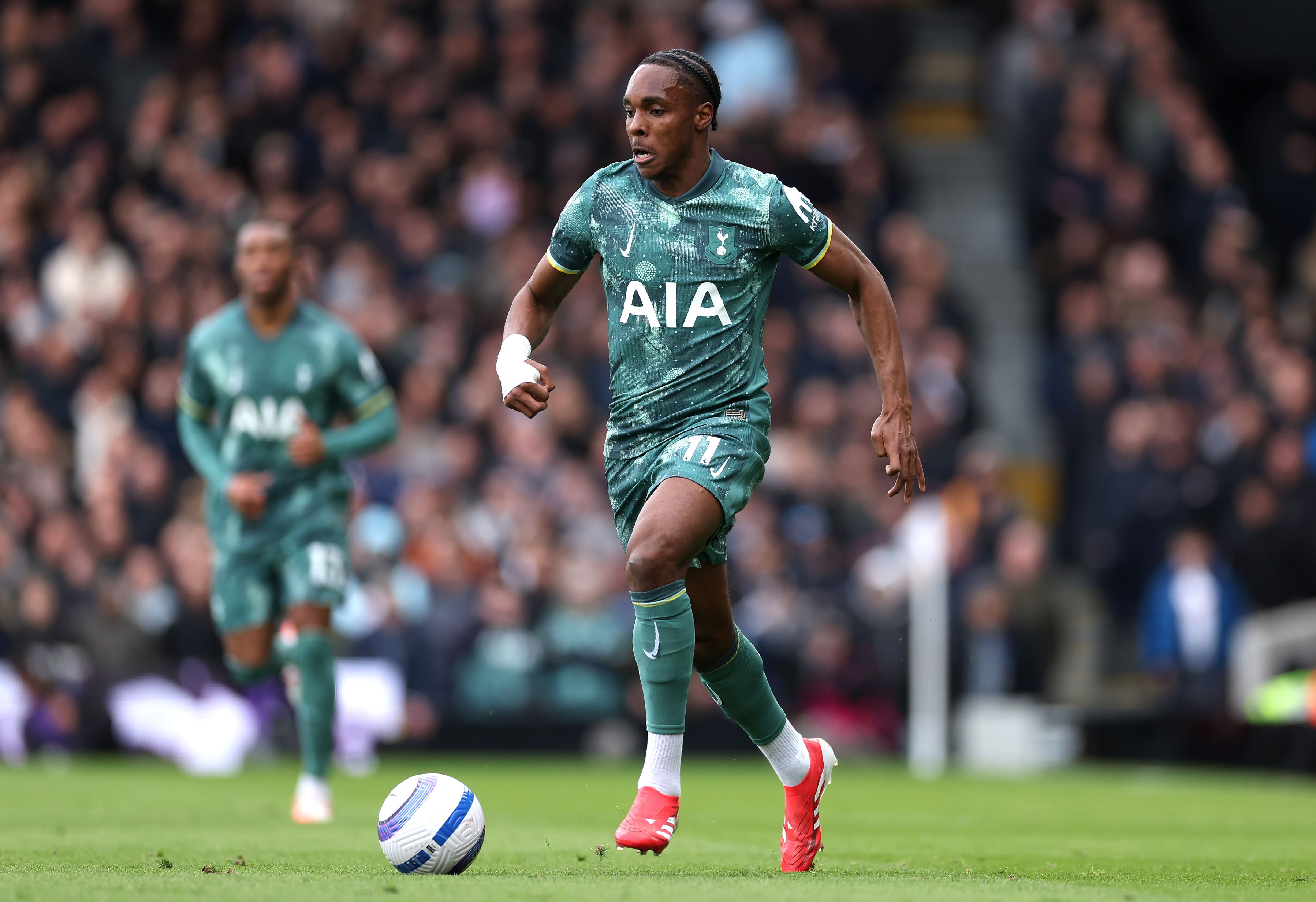 Mathys Tel in action for Tottenham against Fulham.