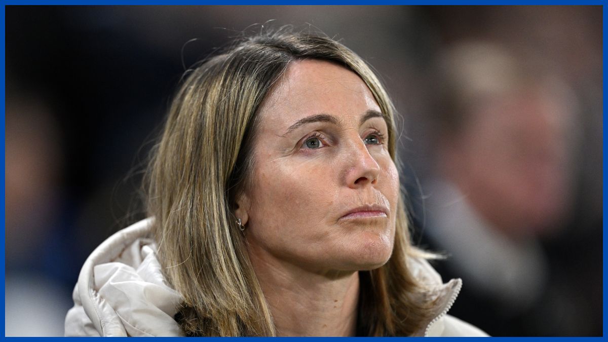 Sonia Bompastor on the touchline.