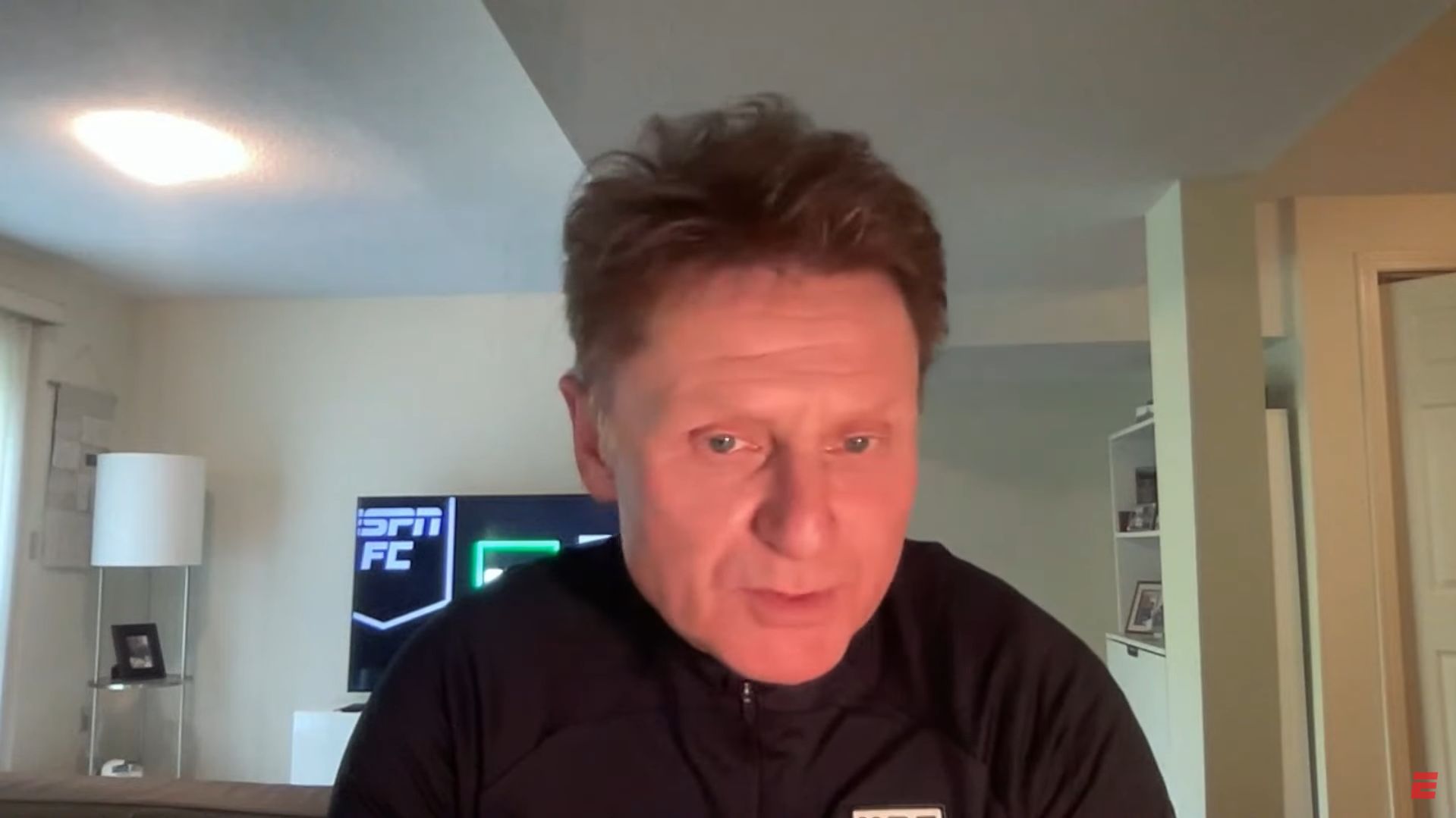 Janusz Michallik speaking about Chelsea on ESPN.