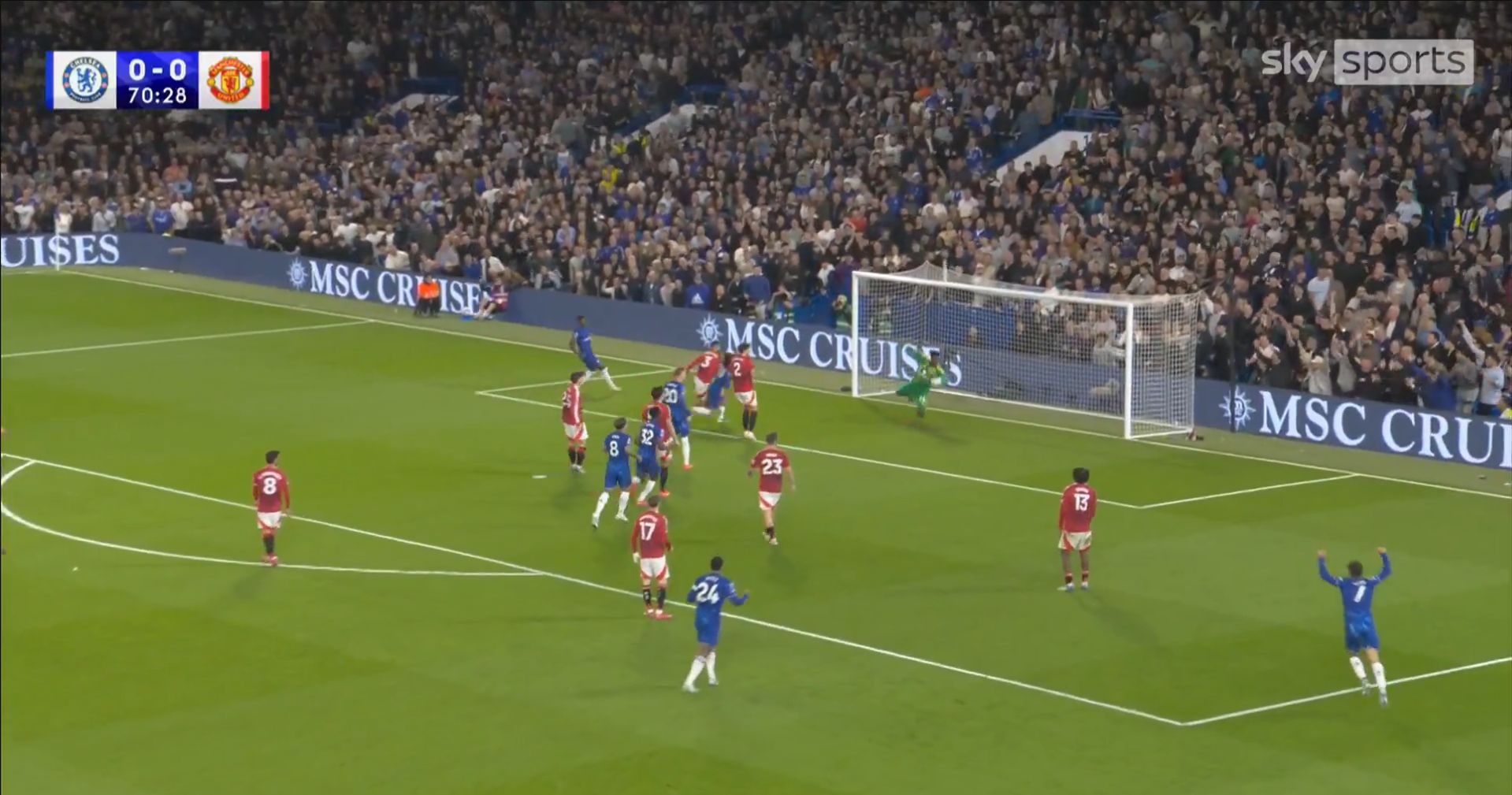 Reece James assists Marc Cucurella for a crucial Chelsea goal.