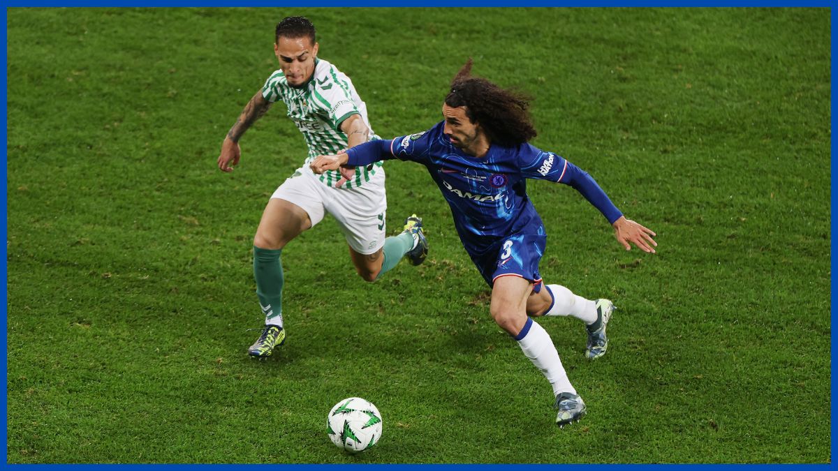 Marc Cucurella battles Anthony.