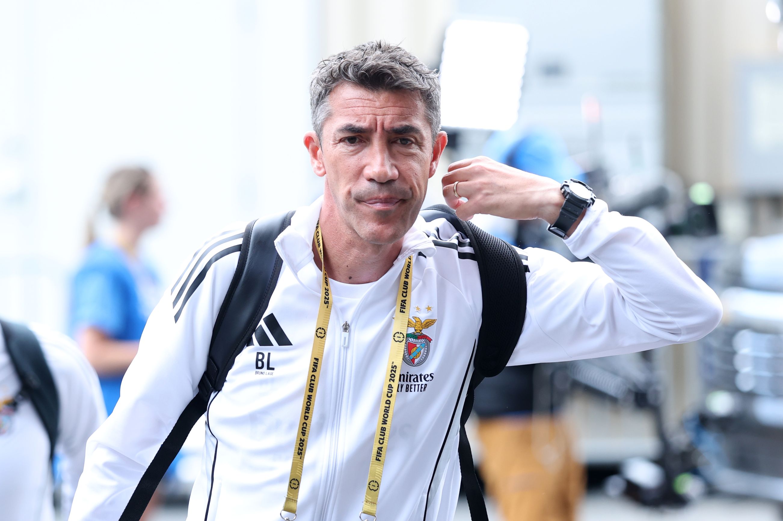 Bruno Lage arrives for a Benfica match.