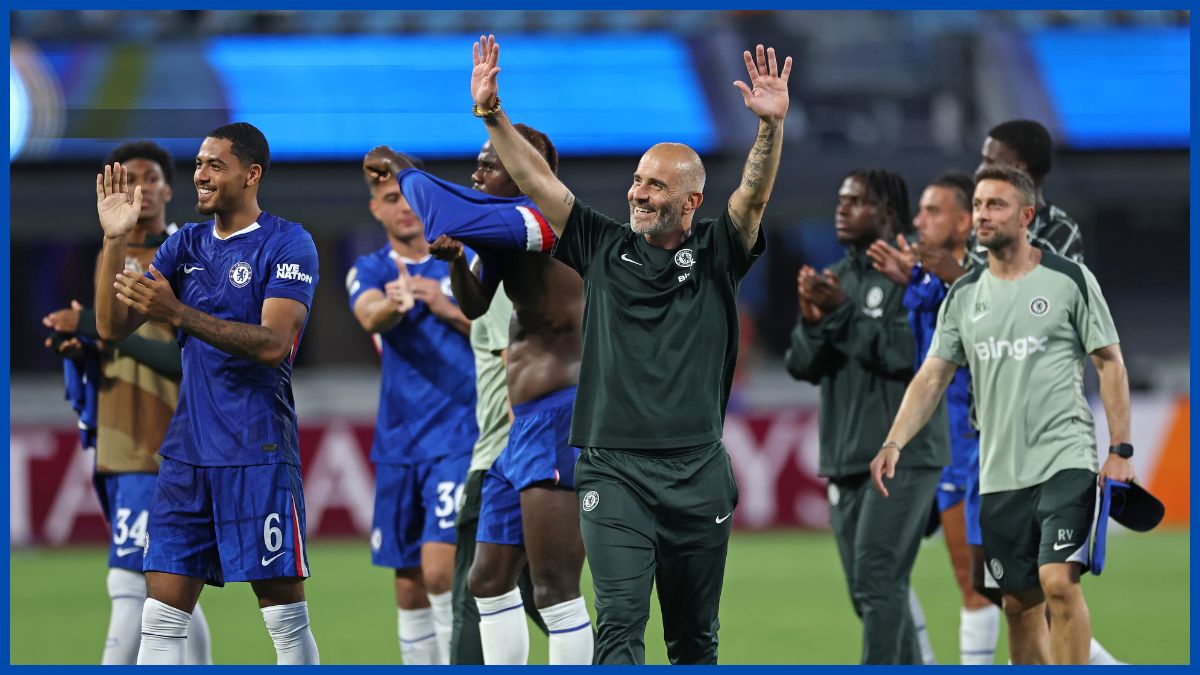 Enzo Maresca and Chelsea celebrate.