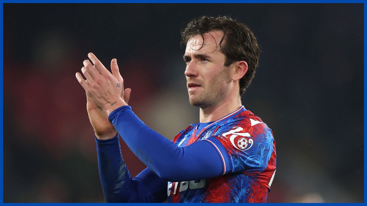 Ben Chilwell applauds the fans.