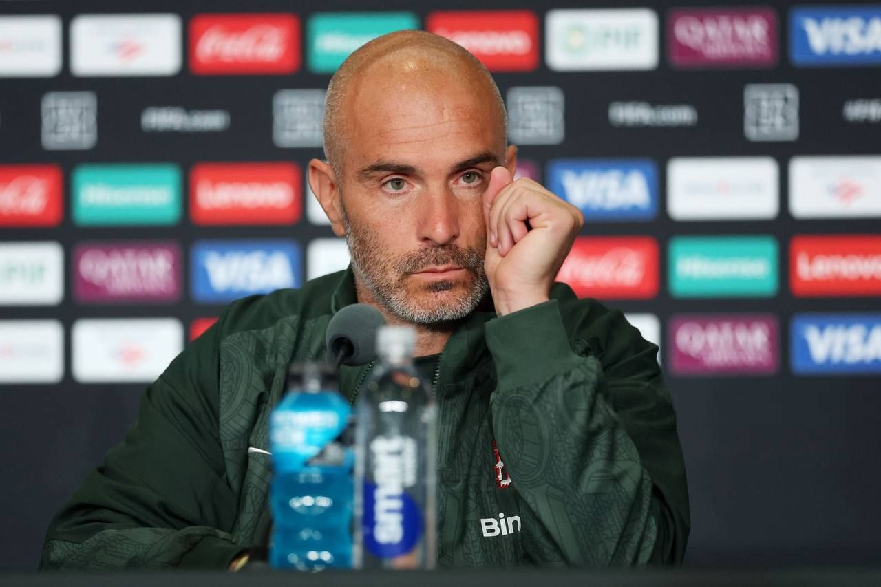 Enzo Maresca in a Chelsea press conference.