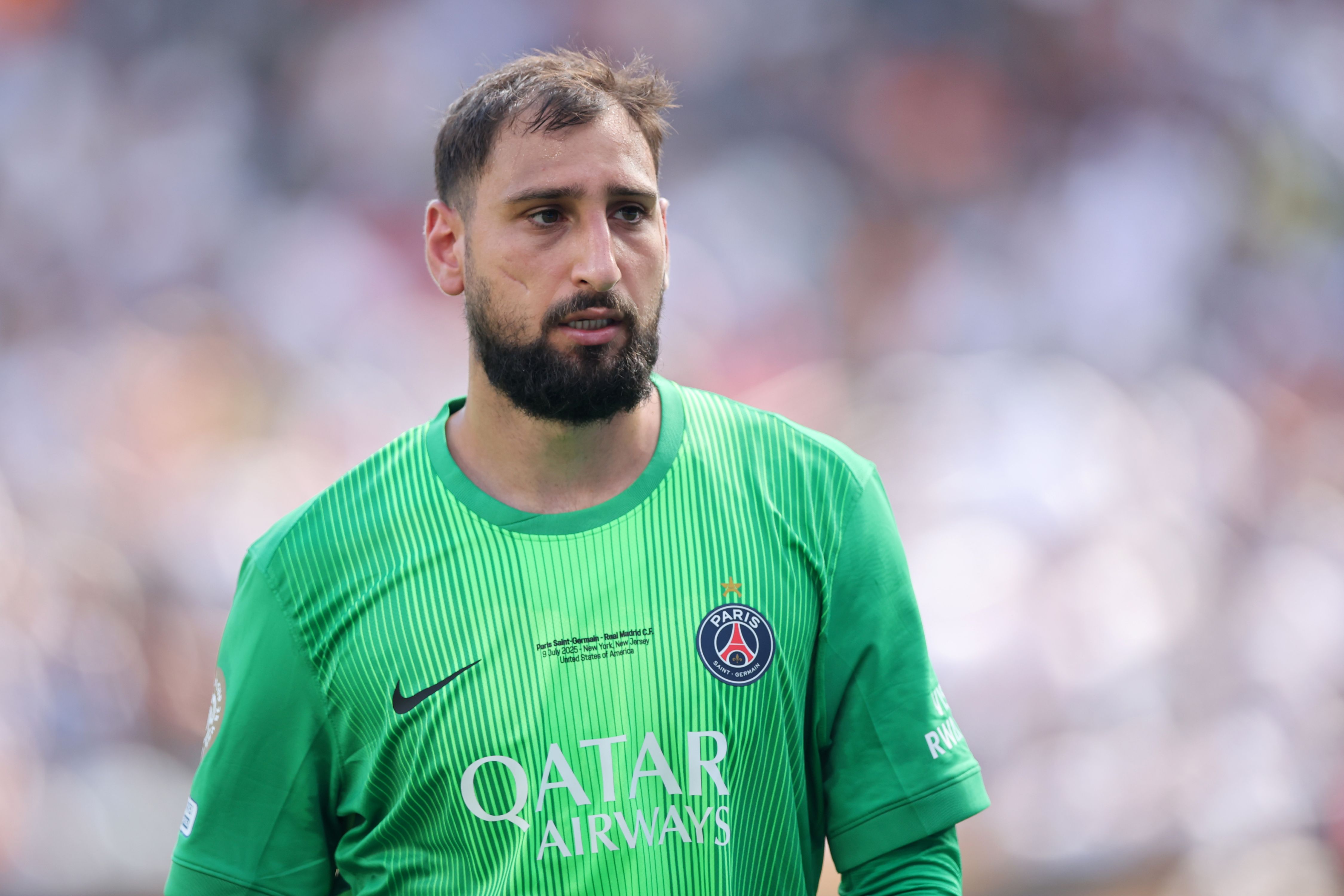 Gianluigi Donnarumma in action for PSG.