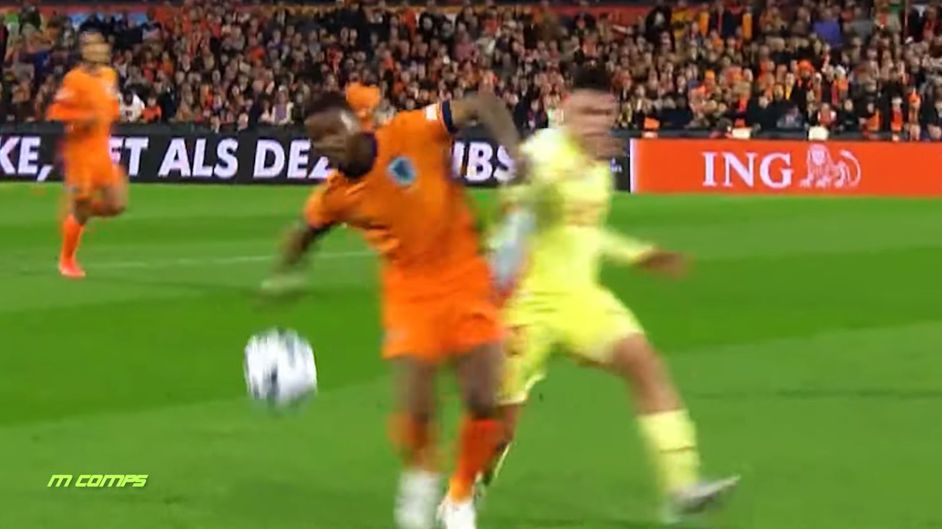 Jorrel Hato duels against Spain.