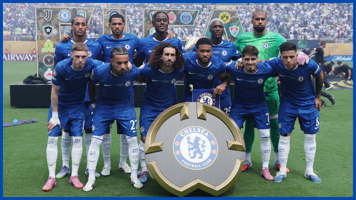 Chelsea's team ahead of kick off against PSG.