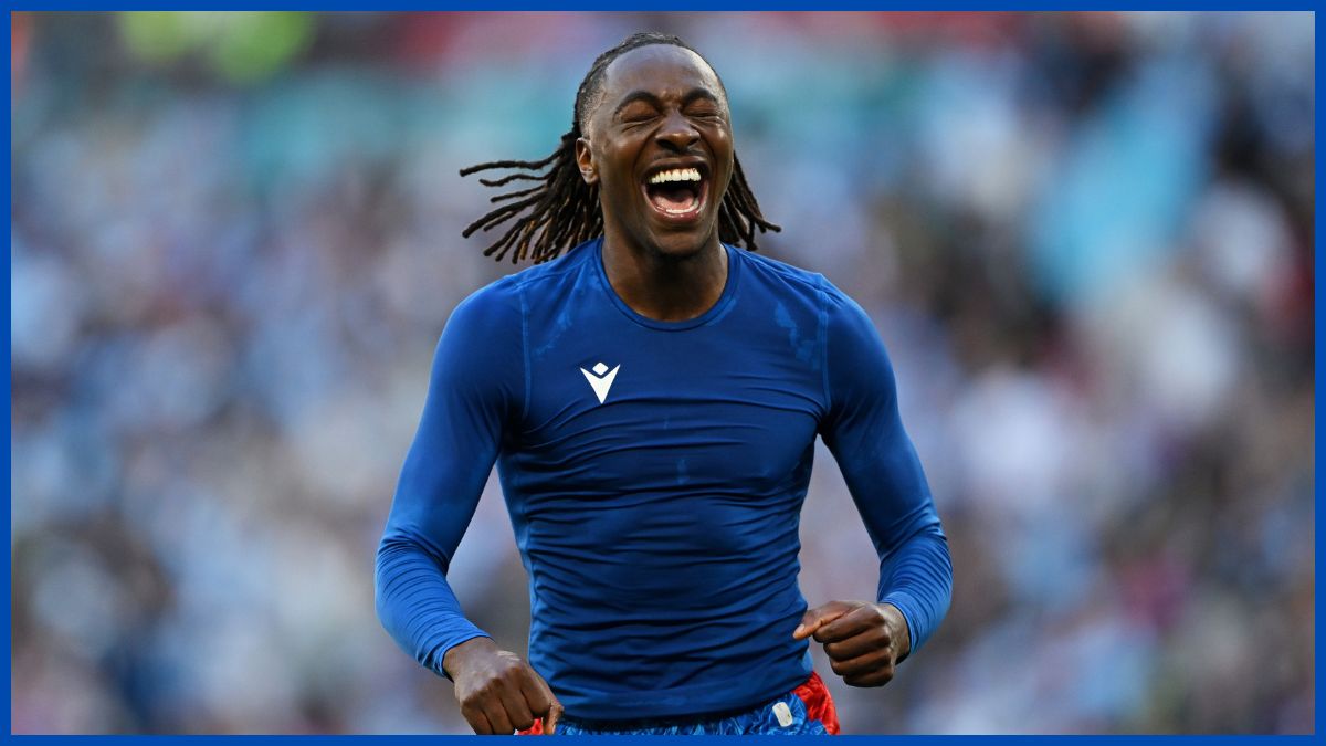 Eberechi Eze celebrates FA Cup win.