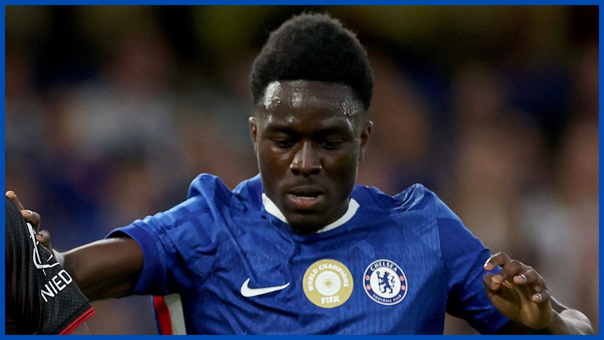 Genesis Antwi playing for Chelsea.