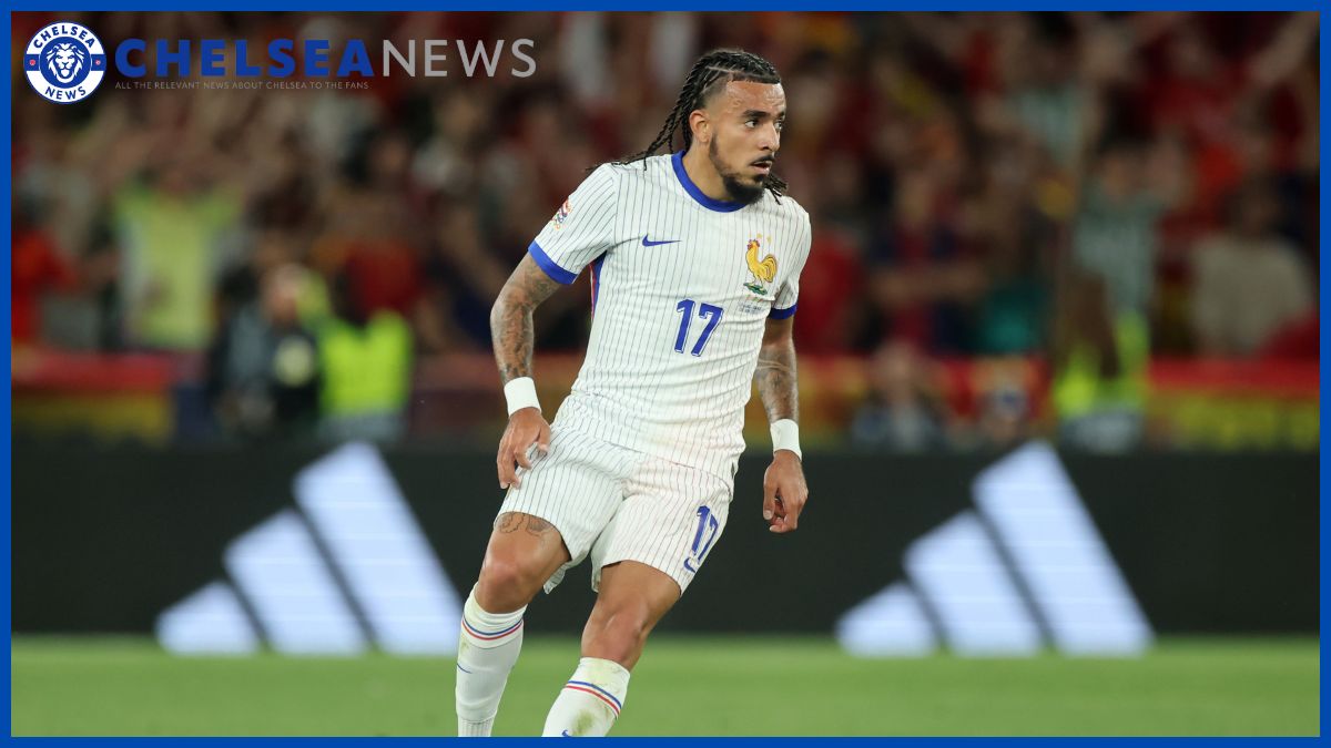 Malo Gusto playing for France.