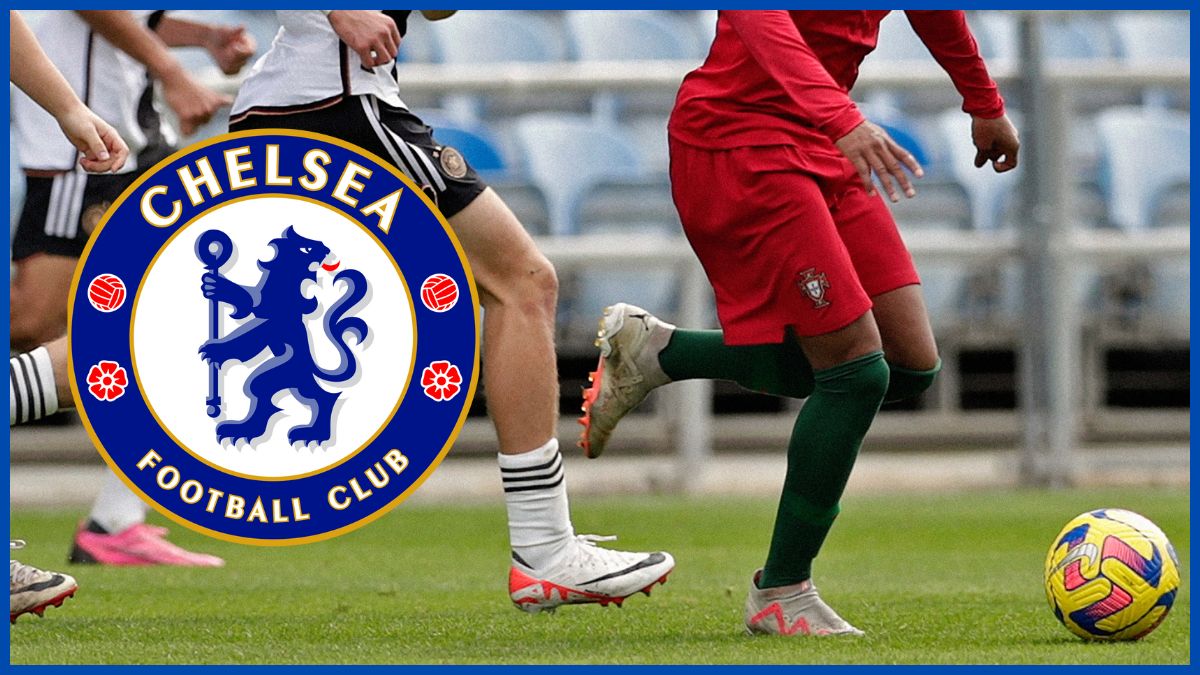 Cardoso Varela playing for Portugal.