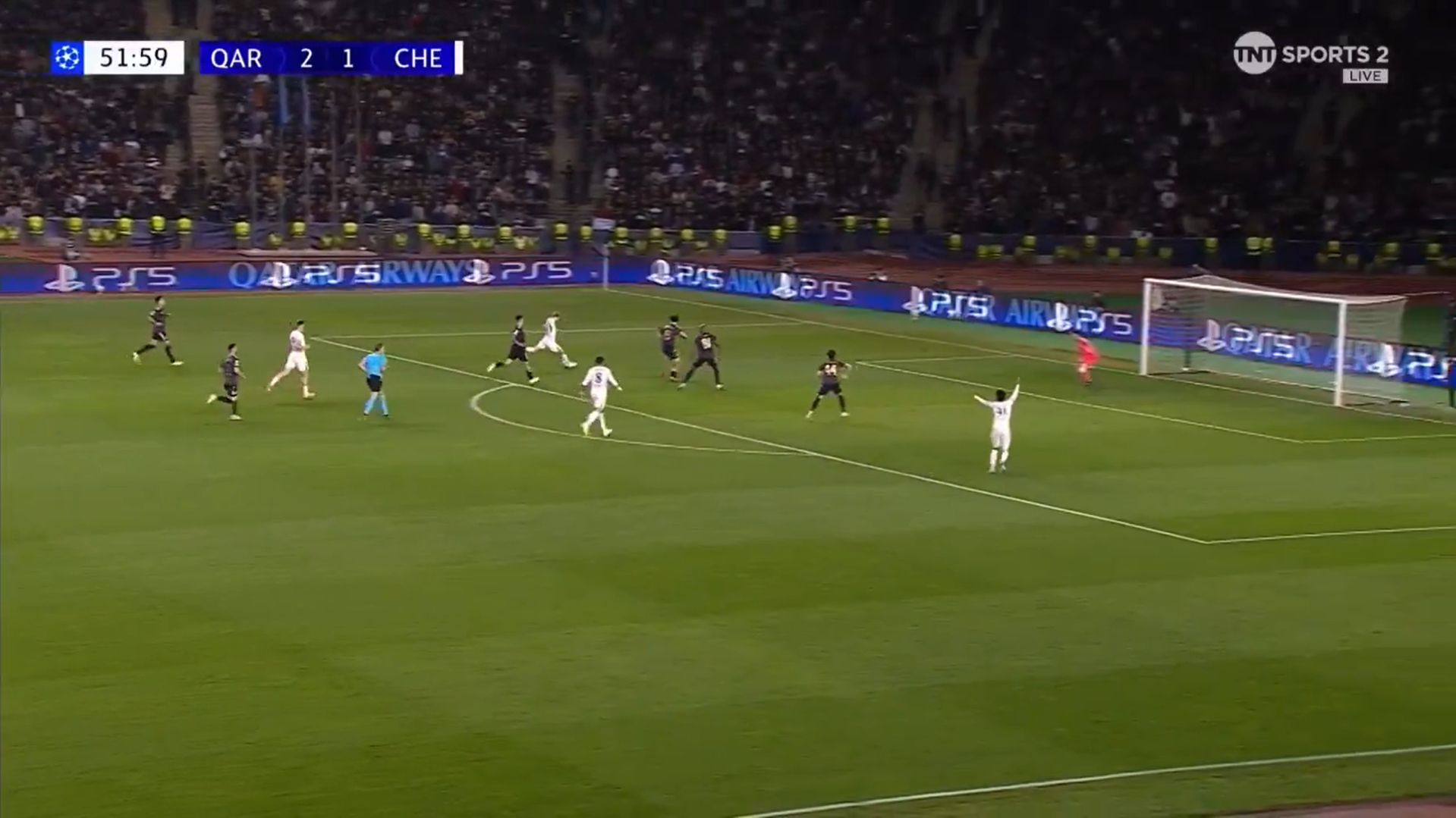 Alejandro Garnacho strikes one left-footed.