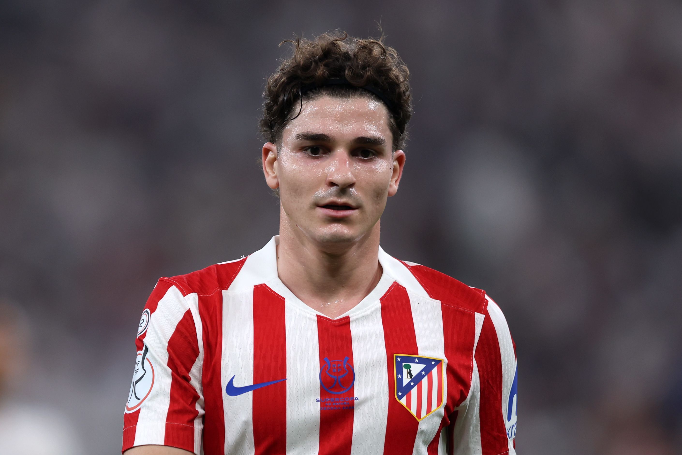 Julian Alvarez in action for Atletico Madrid.