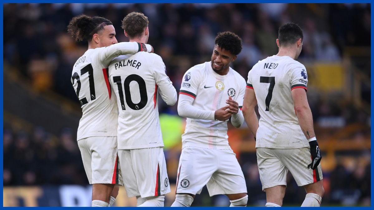 Chelsea's generic group celebrate a goal.