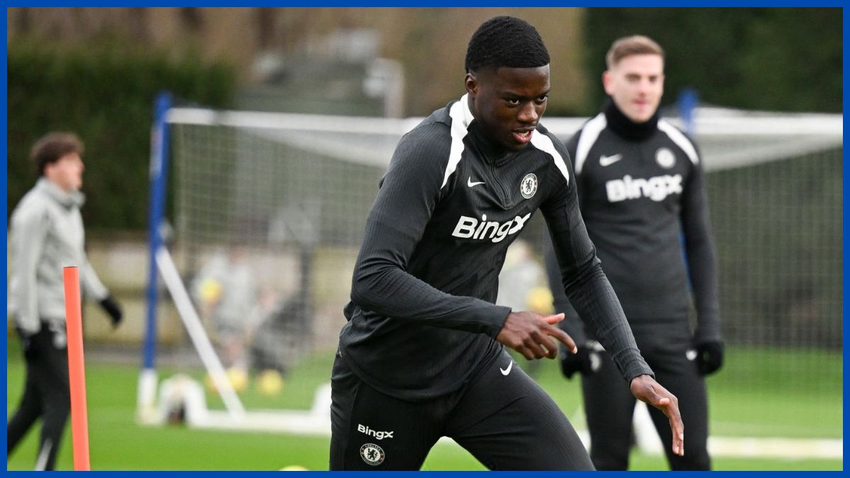 Mamadou Sarr in Chelsea training.