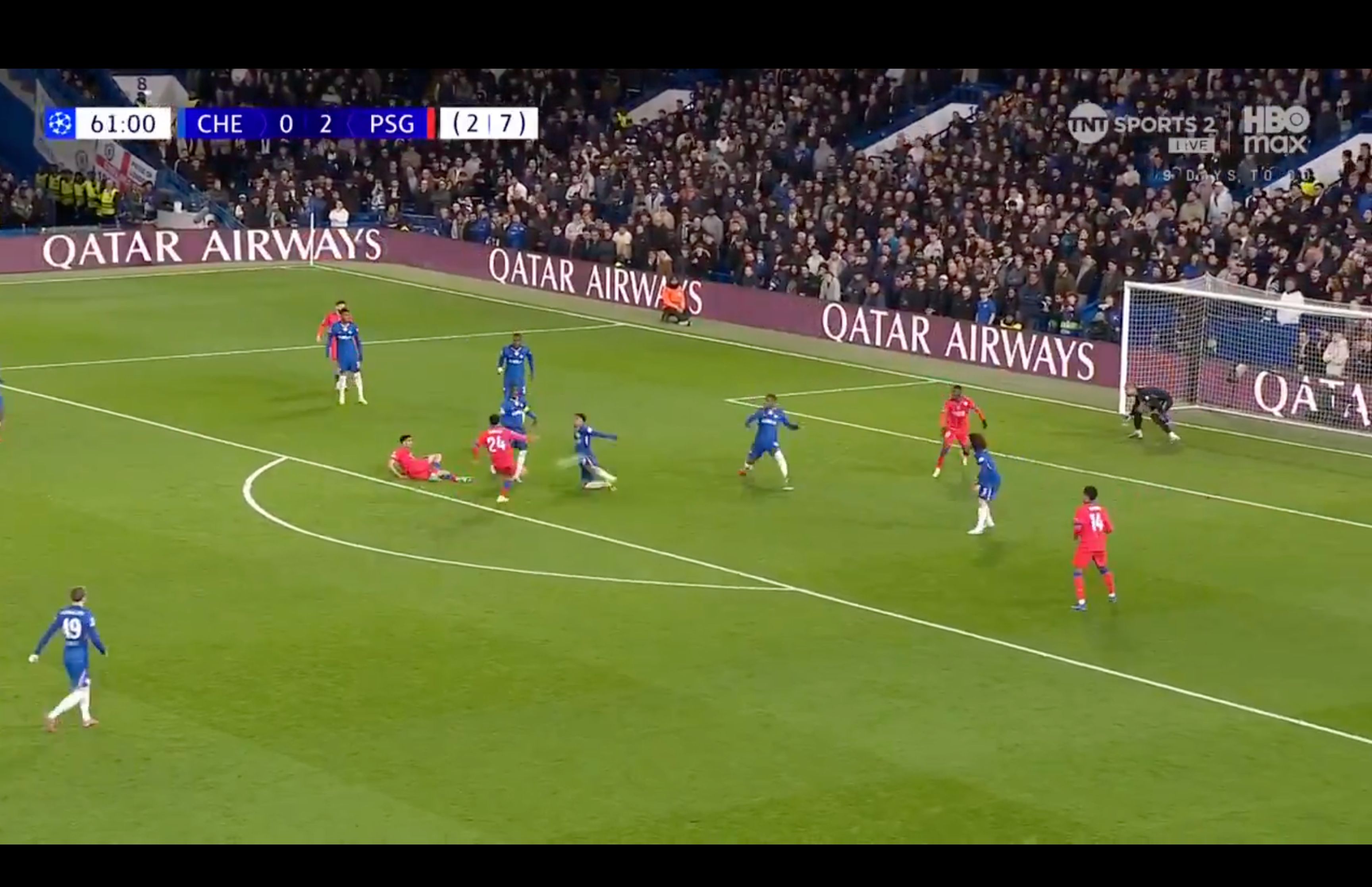 Sonny Mayulu lashes in PSG's third.