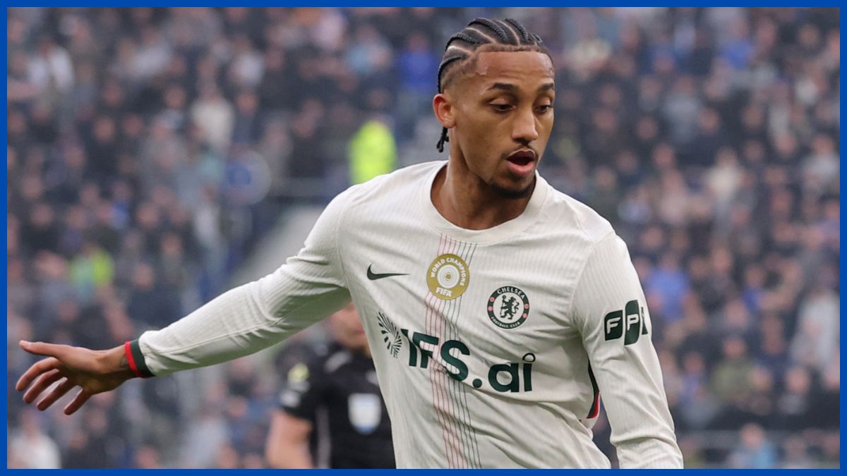 Joao Pedro up top for Chelsea.