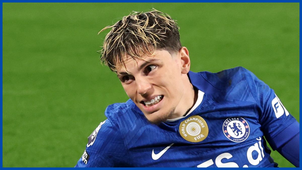 Alejandro Garnacho on the floor.