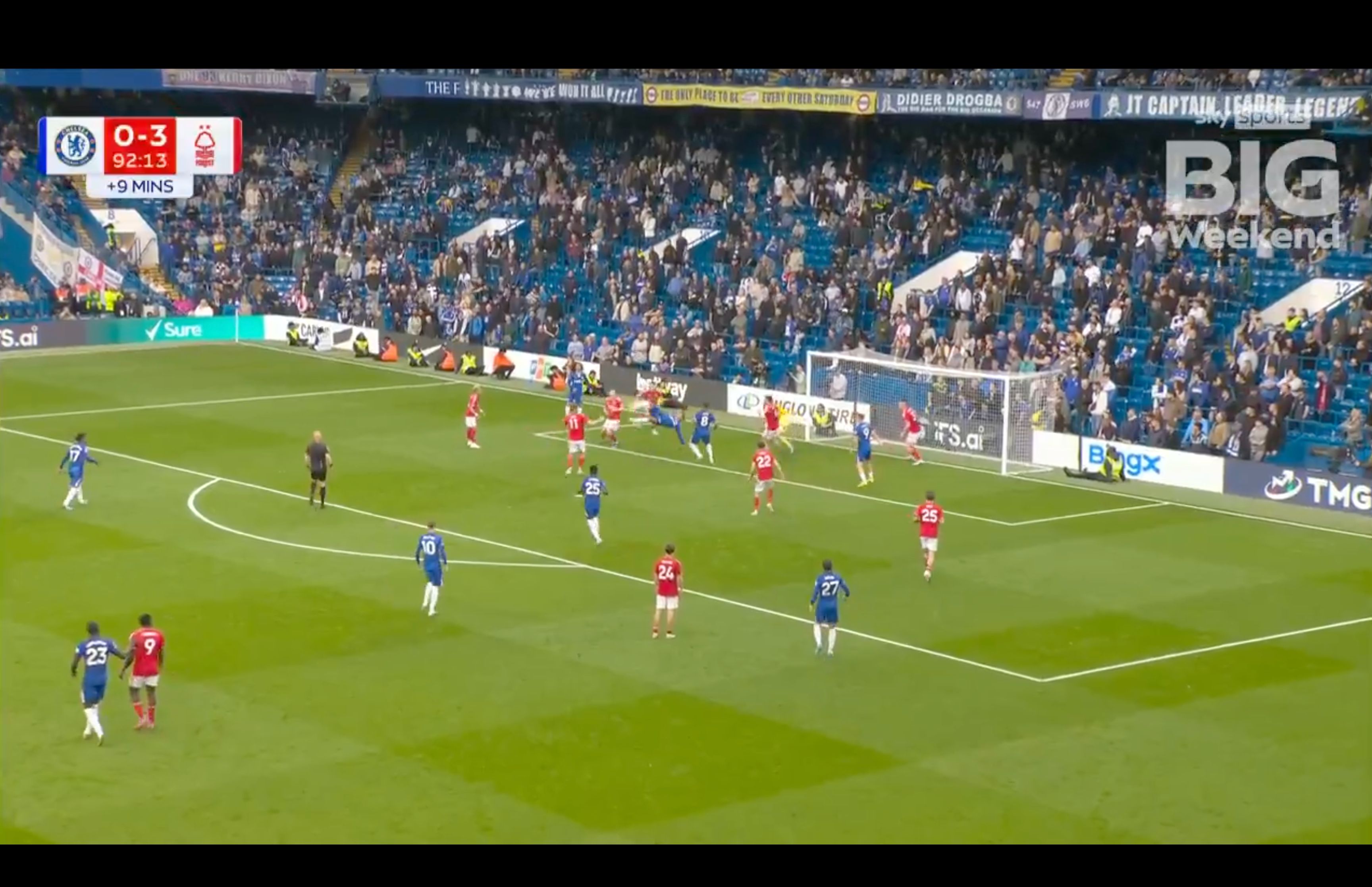 Joao Pedro hits a bicycle kick against Nottingham Forest.
