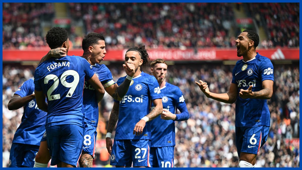 Enzo Fernandez celebrates with a generic Chelsea group.