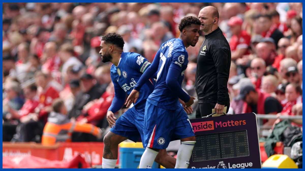 Reece James replaces Andrey Santos.