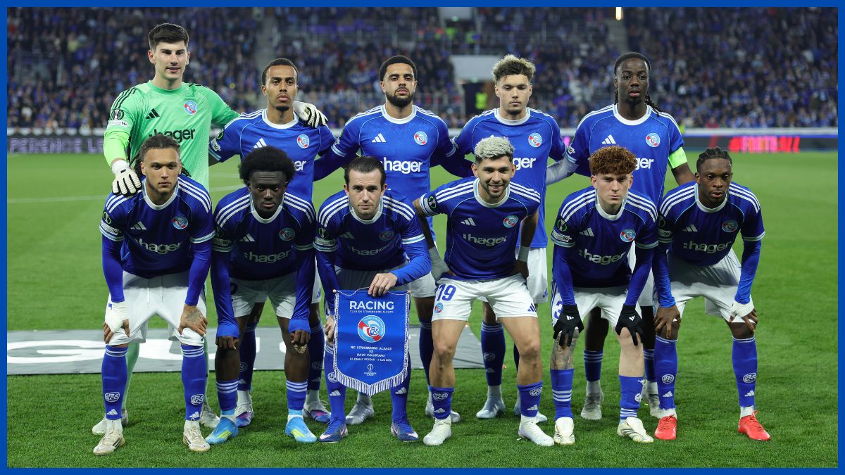 Strasbourg's generic lineup to play a game.